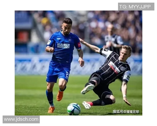 90VS足球比：探讨足球比赛中的战术对决与球员表现的深度分析